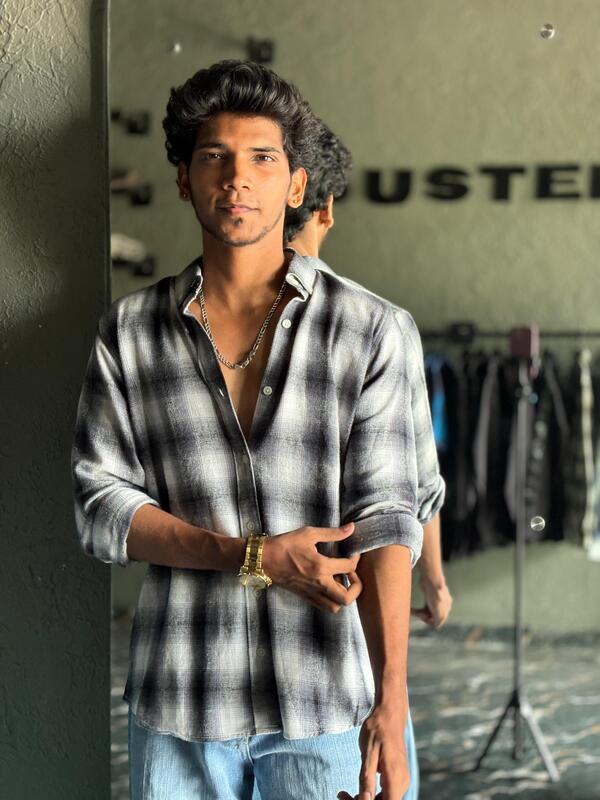 black and gray Flannels shirts black and gray Flannels shirts